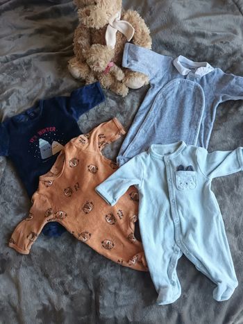 Lot de pyjamas 1 mois