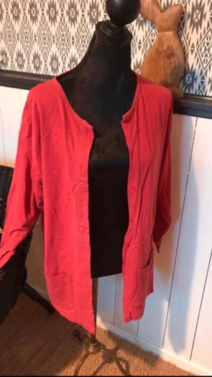 Gilet rouge, camaïeu, taille 38/40