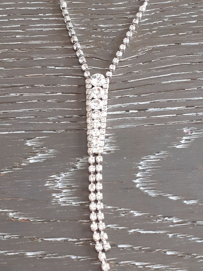 Collier argenté avec strass - photo numéro 2