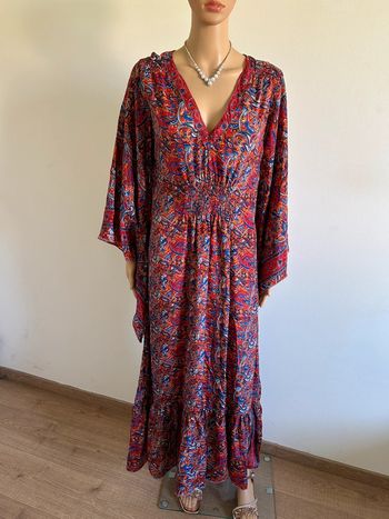 Robe longue imprimée neuve en soie Corte Hindu taille unique