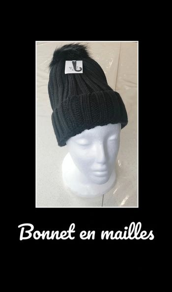 Bonnet de ski en mailles à pompon noir Taille Unique