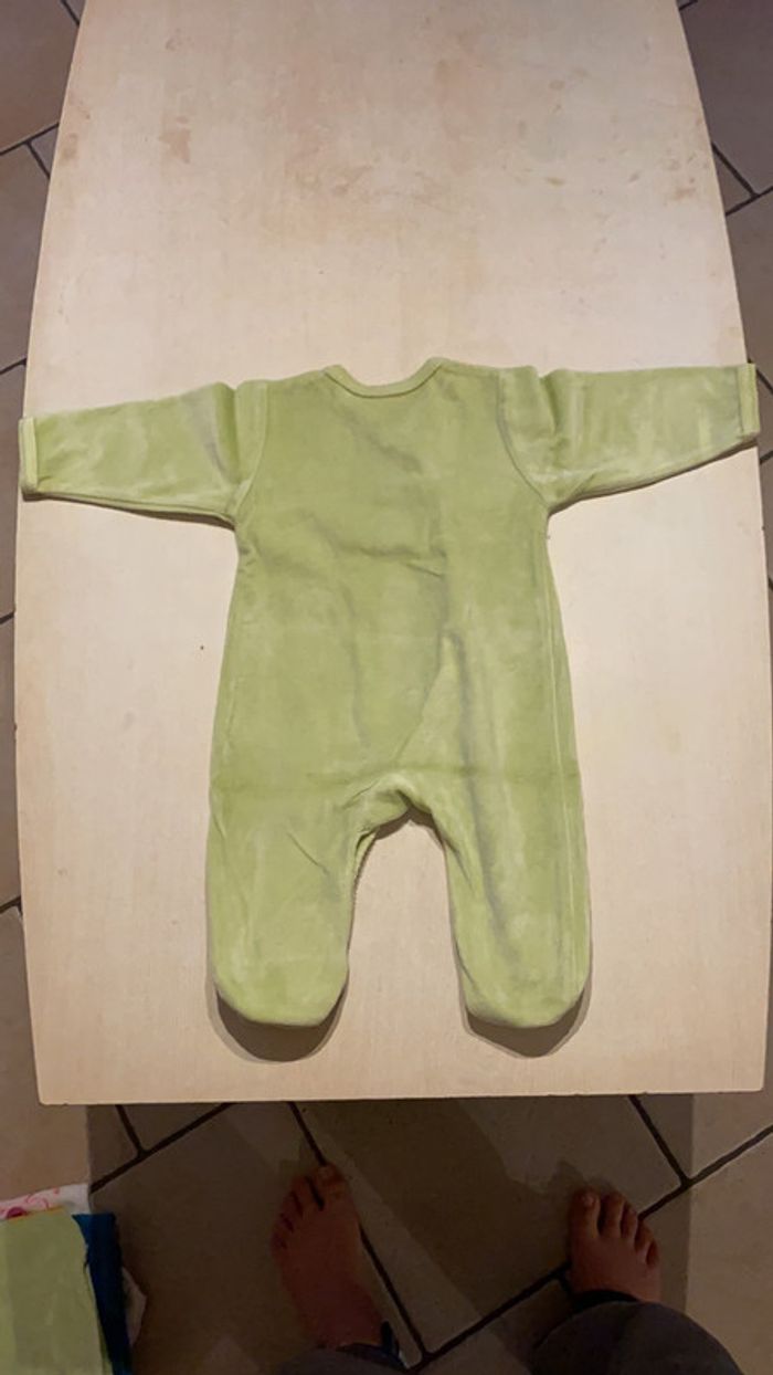 Pyjama Taille 3 mois - photo numéro 2