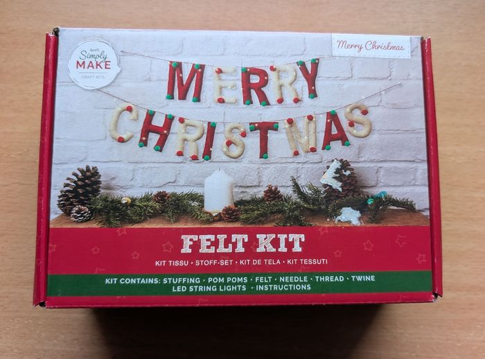 Kit DIY Guirlande Lumineuse Merry Christmas en Feutrine et LED neuf