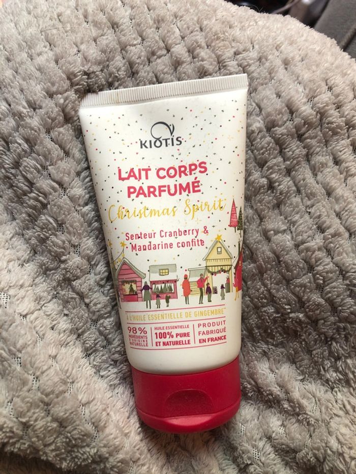 Lait corps parfumé Christmas Spirit - Kiotis