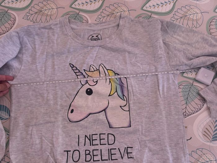 Pull Licorne taille L - photo numéro 4