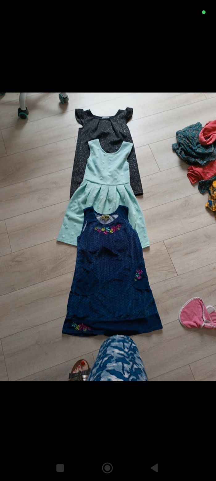 Gros lot de vêtements fille 8 ans - photo numéro 4