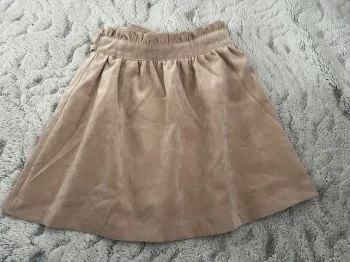 Jupe beige 8 ans