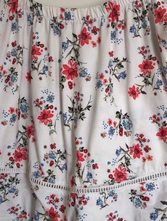 Top fleuri épaules dénudées taille S/36 Jennyfer - photo numéro 10