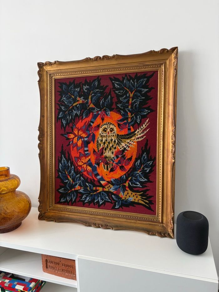 Très grand canevas chouette vintage année 70 selon Jean Lurçat encadrement bois et plâtre - photo numéro 5