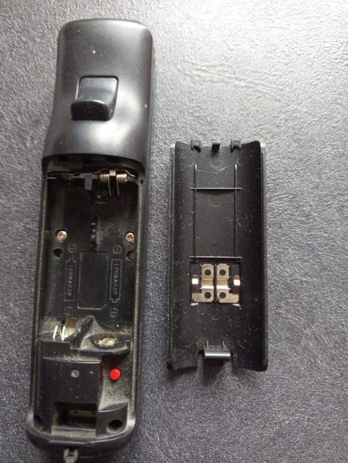 Nintendo - Wii - Wiimote (non officielle) - photo numéro 4