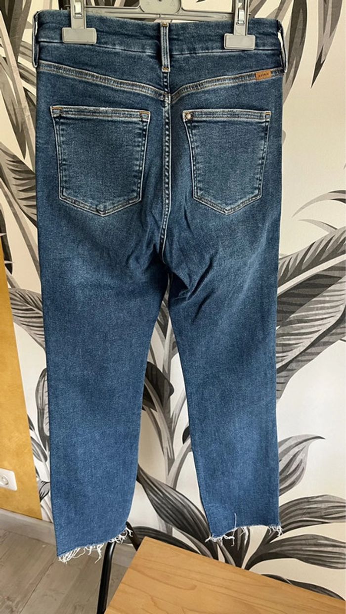 Jean slim - photo numéro 3