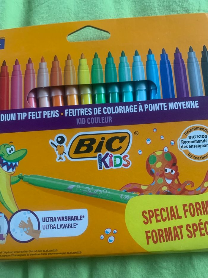 Boîte de 18 feutres - photo numéro 3