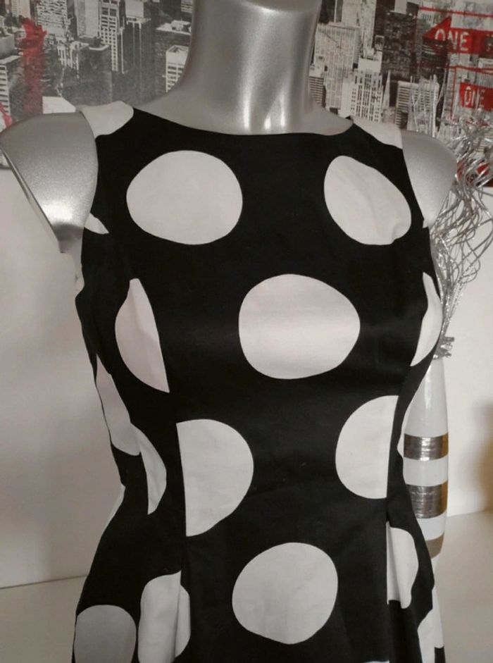 Robe à pois Taille XS - photo numéro 2