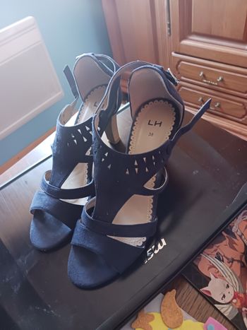 Talons hauts bleu marine t38