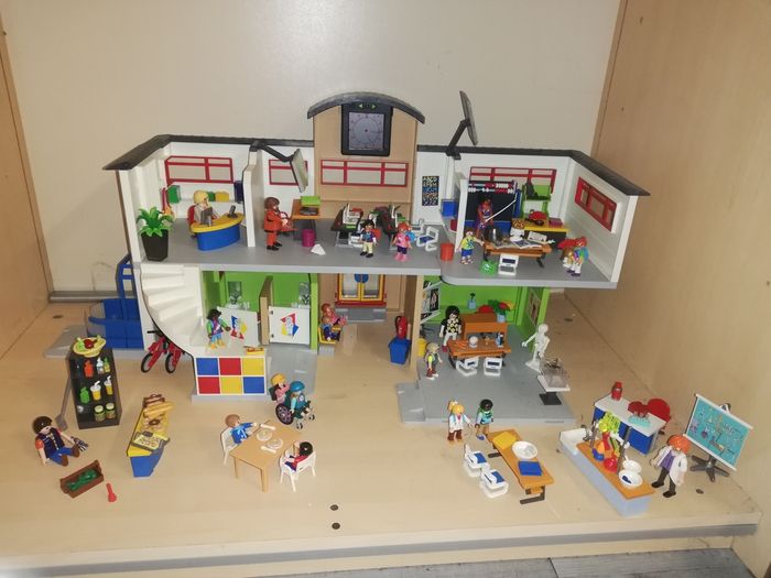 École aménagée playmobil 9453