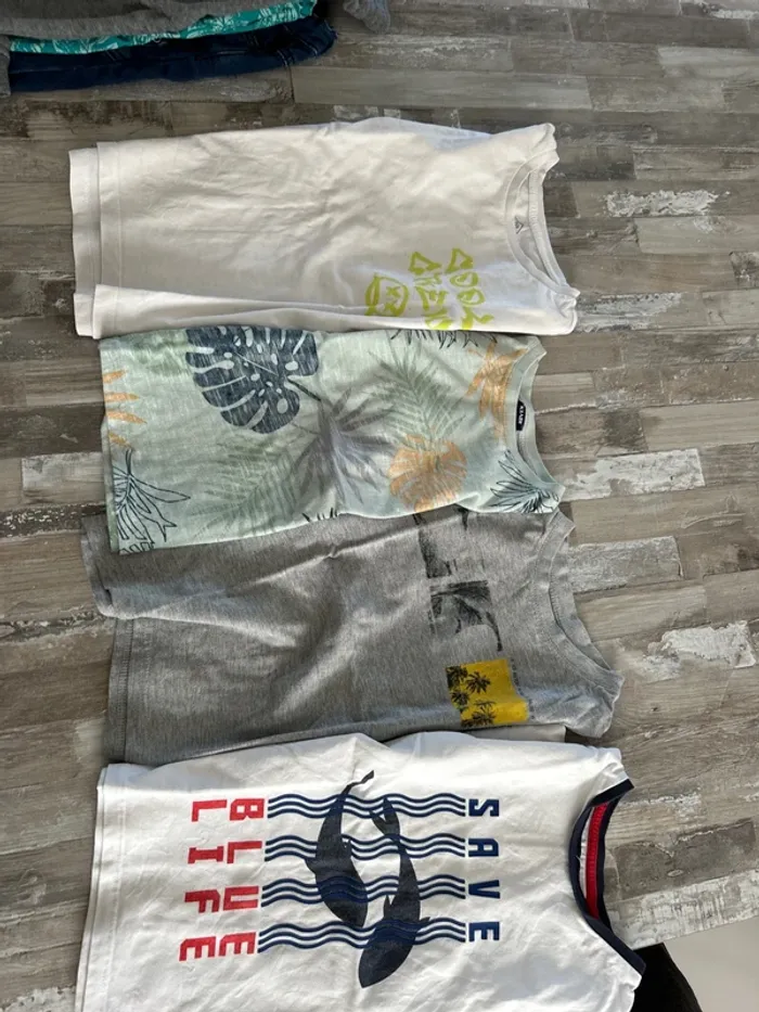 Lot 4 tee-shirts 6 ans - photo numéro 6