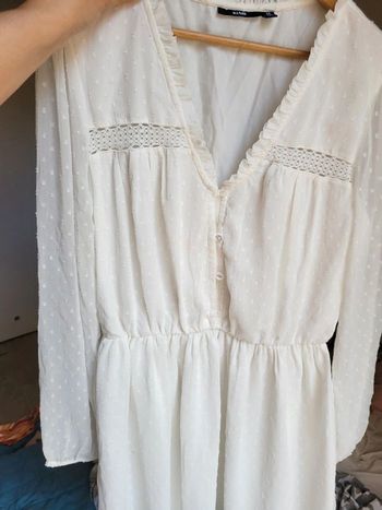 Robe blanche à pois