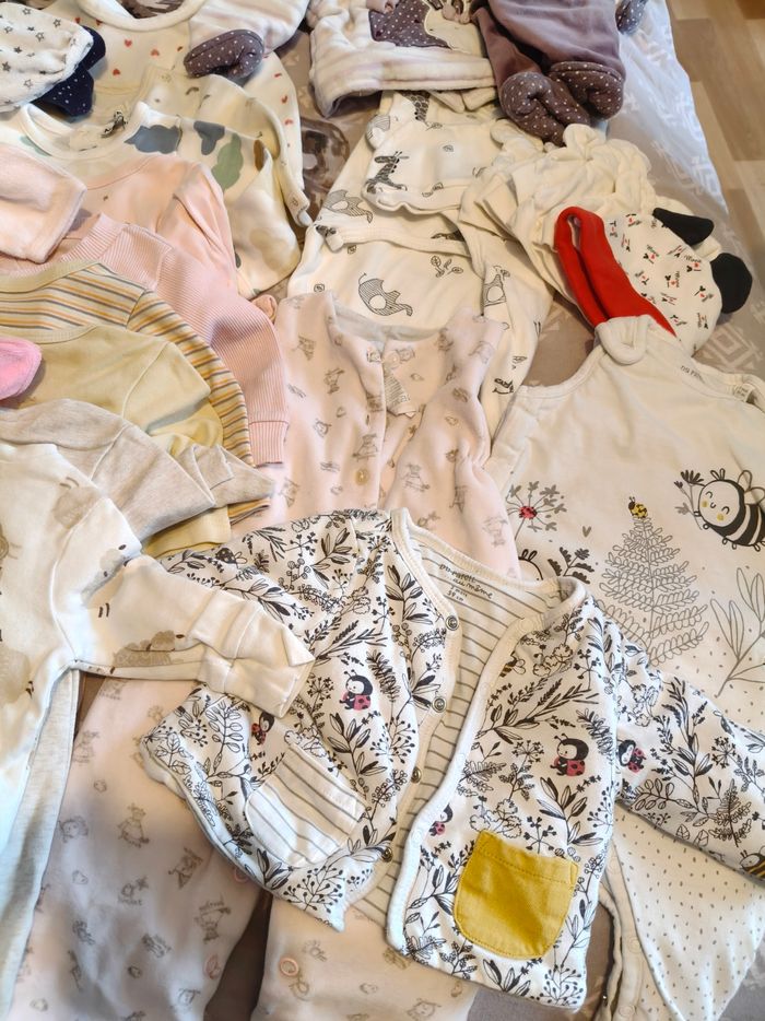 Lot vêtements bébé - photo numéro 2