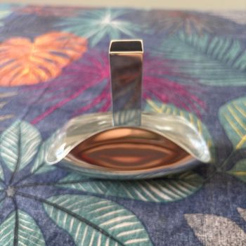 Bouteille de parfum vide