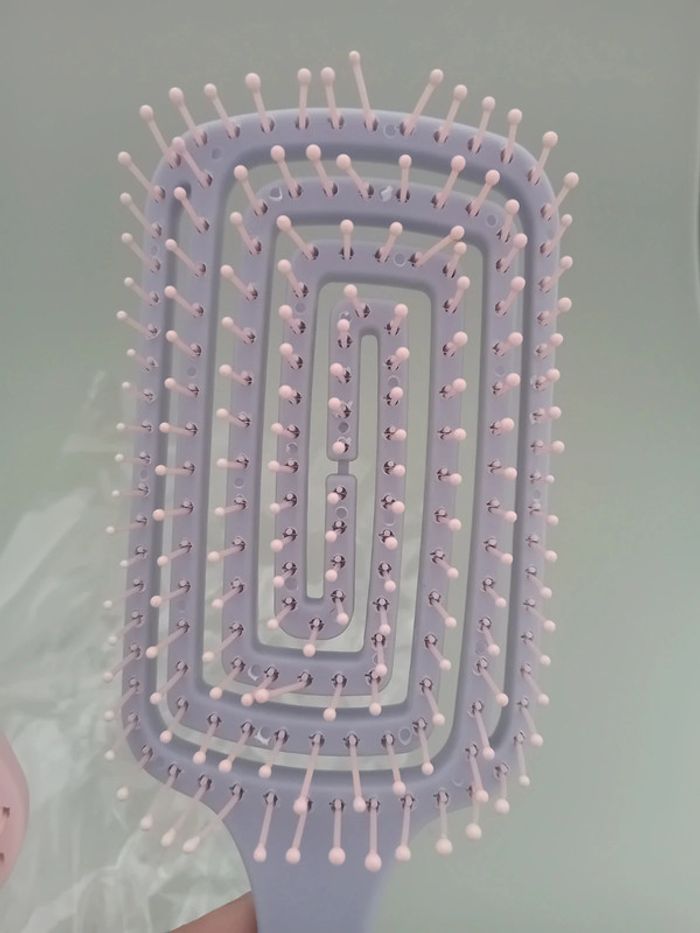 Lot de 2 brosses à cheveux neuves - photo numéro 3