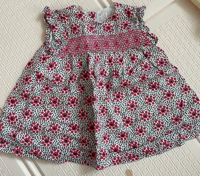Vêtements 6mois fille - photo numéro 5