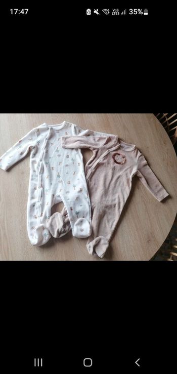 Lot pyjamas pressions avant 9 mois