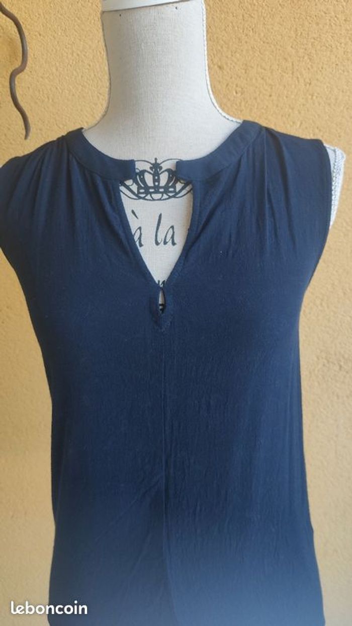 Top bleu marine naf naf taille 34