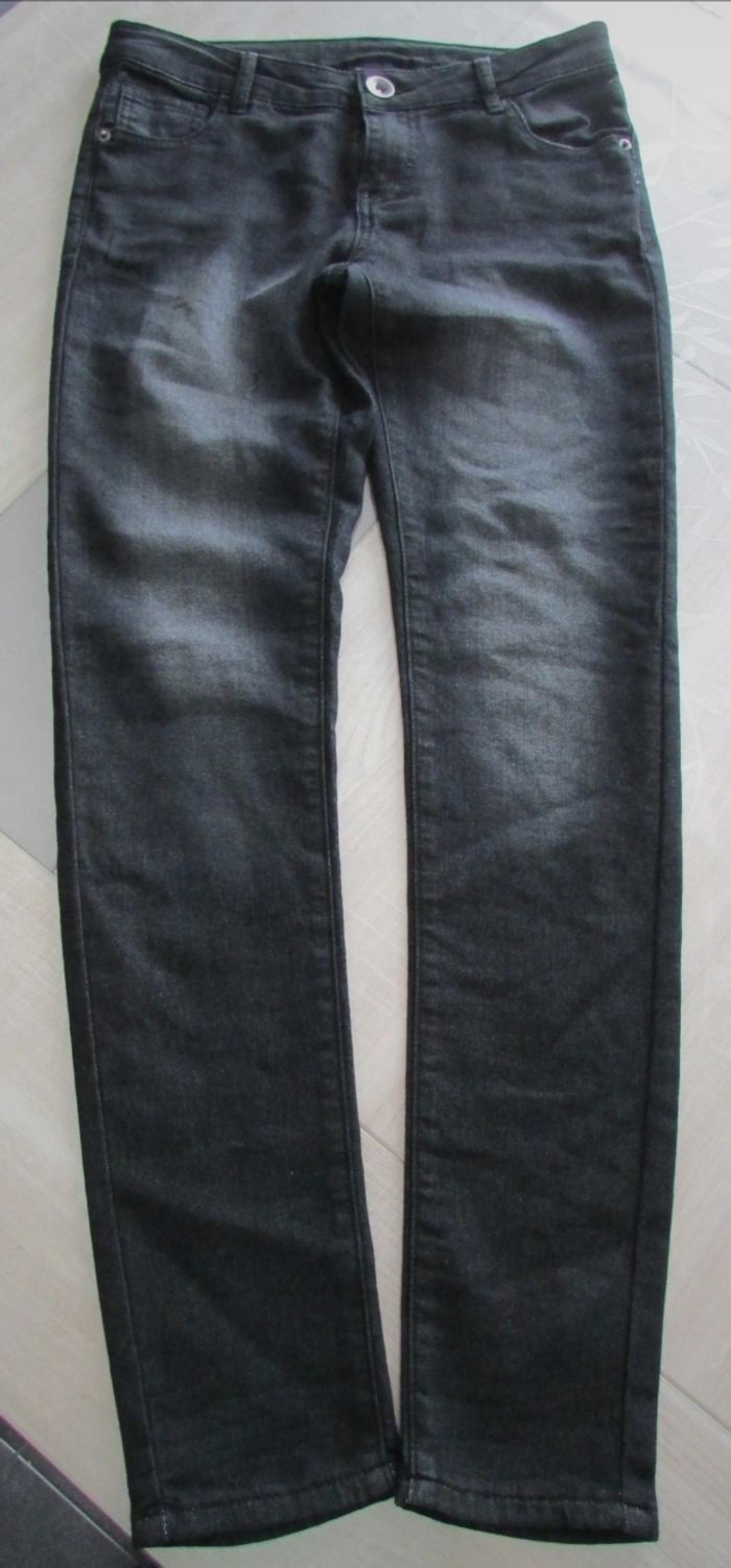 Jean garçon Tissaia 14 ans