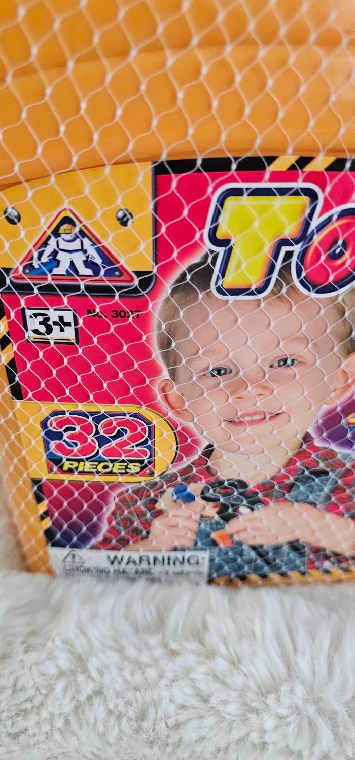 Boite 32 pièces du parfait bricoleur Neuf - photo numéro 2