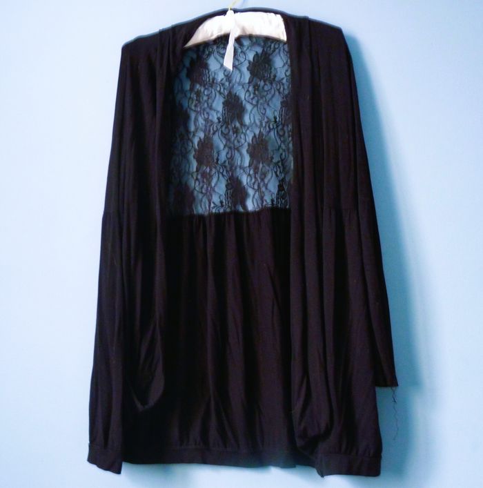 Gilet Femme M 38 noir dos dentelle italie manches longues TBE - photo numéro 2