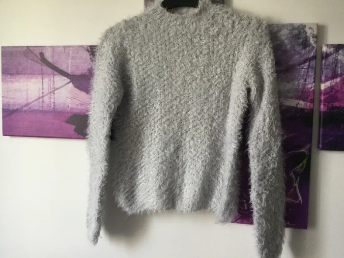 Pull doux gris brillant Jennyfer T36 - photo numéro 2
