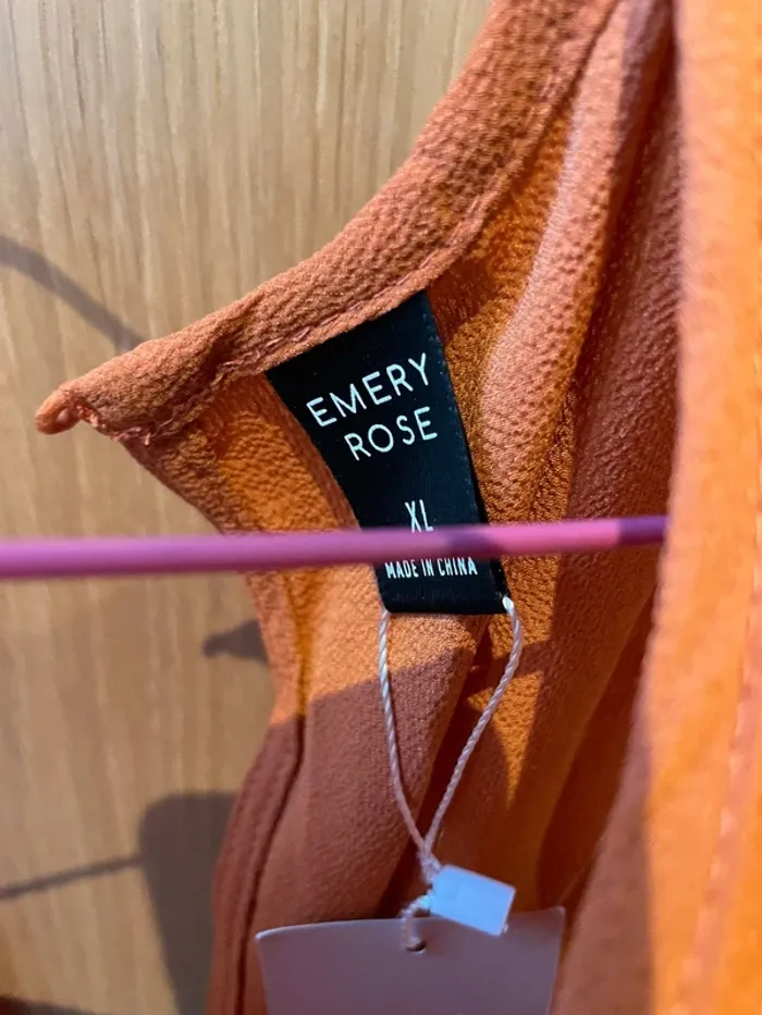 Combinaison taille Xl neuve - photo numéro 2