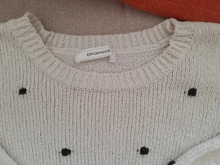 Pull décor "pompons " manches 3/4 - photo numéro 2