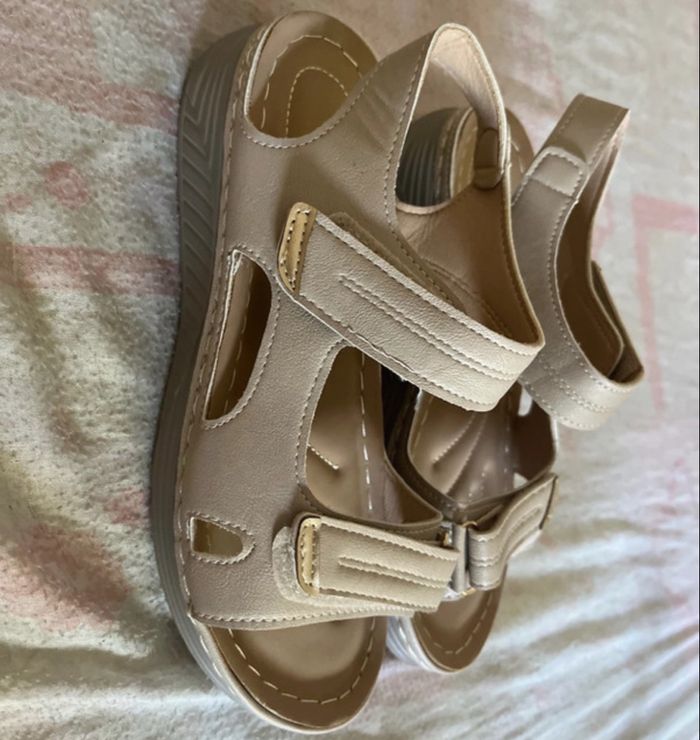 Sandale - photo numéro 2