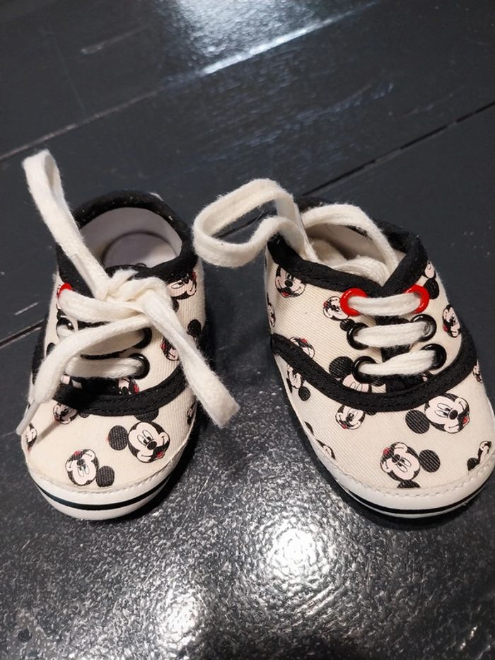 Chaussures chaussons 0-6 mois