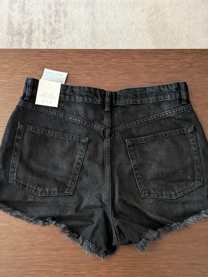 Zara short femme High Rise Curved Shorts Taille 40 USA 8 - photo numéro 2