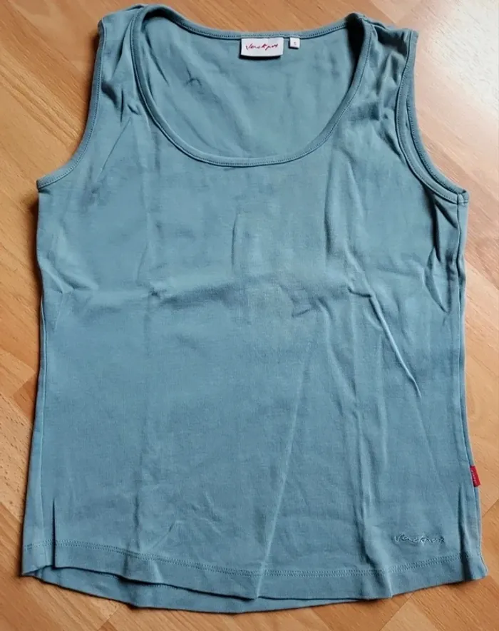 To débardeur gris bleu
