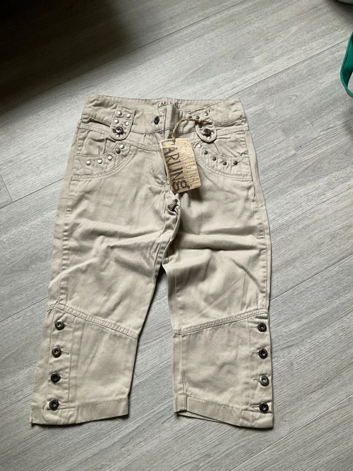 Pantacourt et veste beige clouté 10 ans (2 pièces)NEUF  n°27 - photo numéro 4
