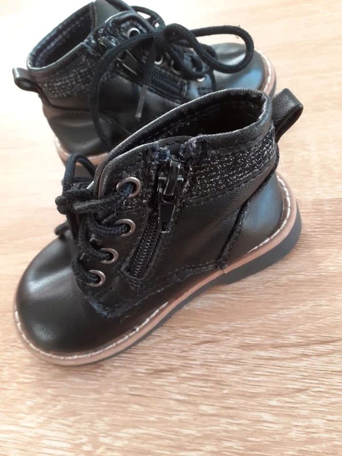 Chaussures - photo numéro 3