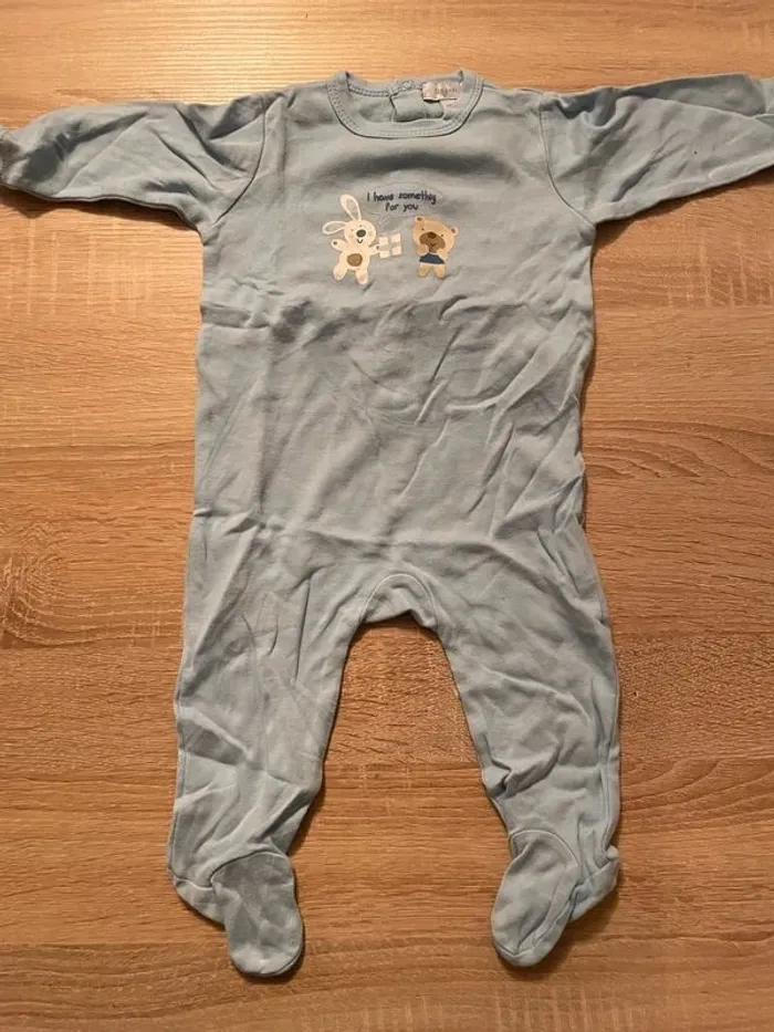 Lot de pyjama 6 mois - photo numéro 4
