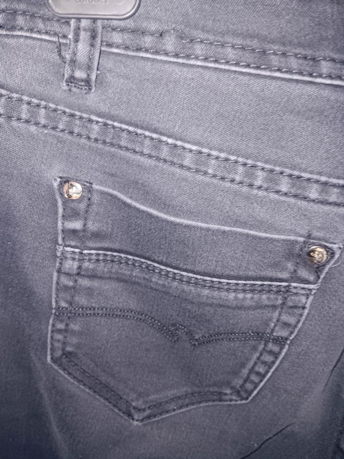 Jean noir taille 36 - photo numéro 5