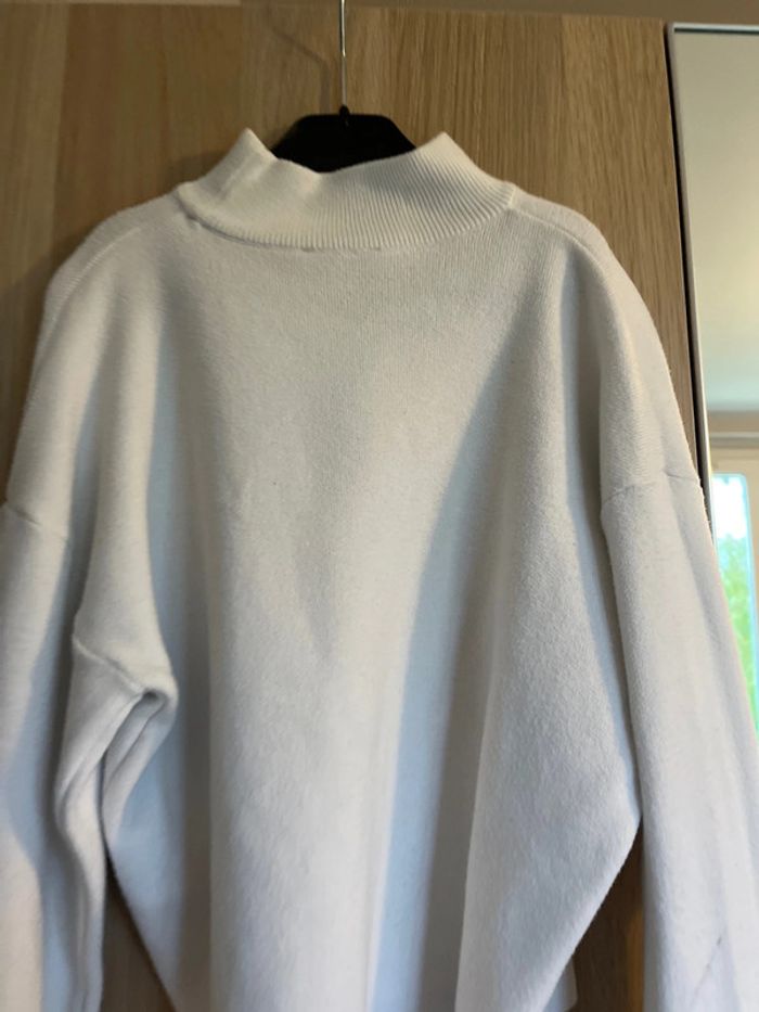 Pull blanc col roulé - photo numéro 2