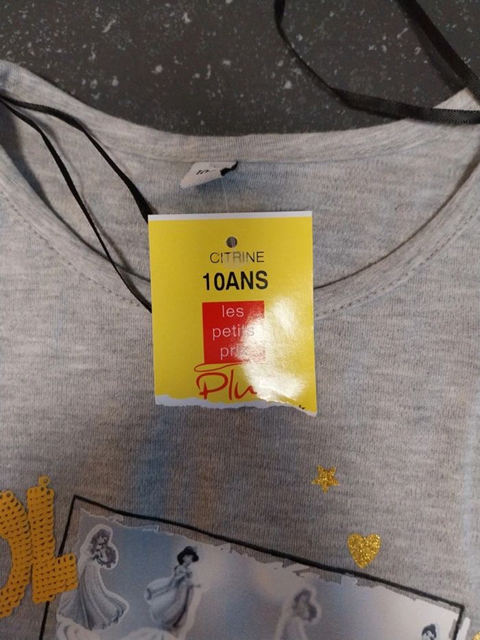 Tee shirt neuf 10 ans - photo numéro 3