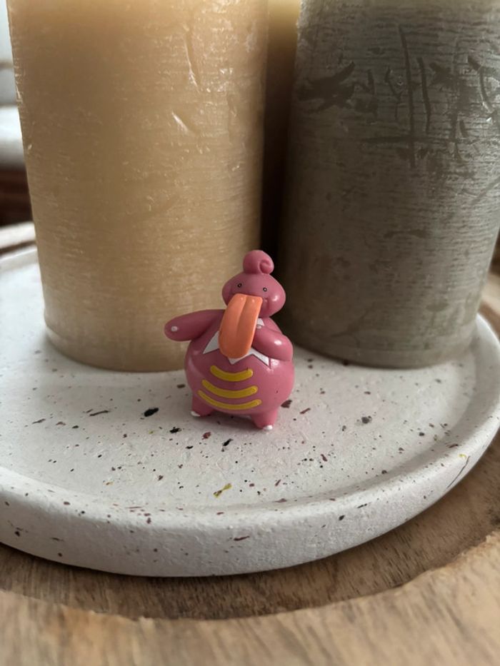 Coudlangue rose foncé 2008 Nintendo Pokémon