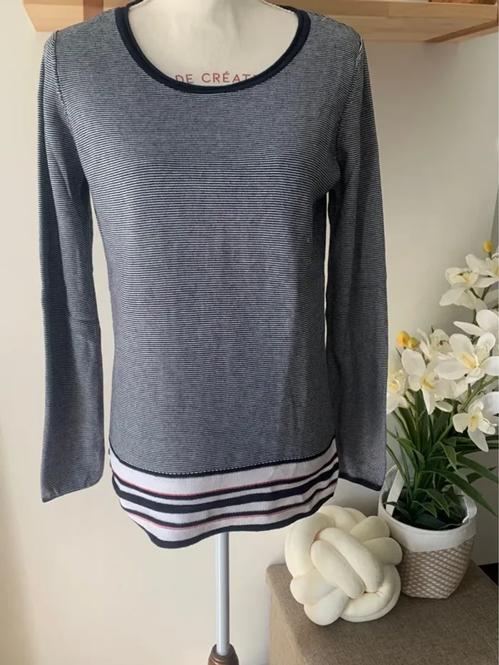 Pull rayé – KVL Taille M/38