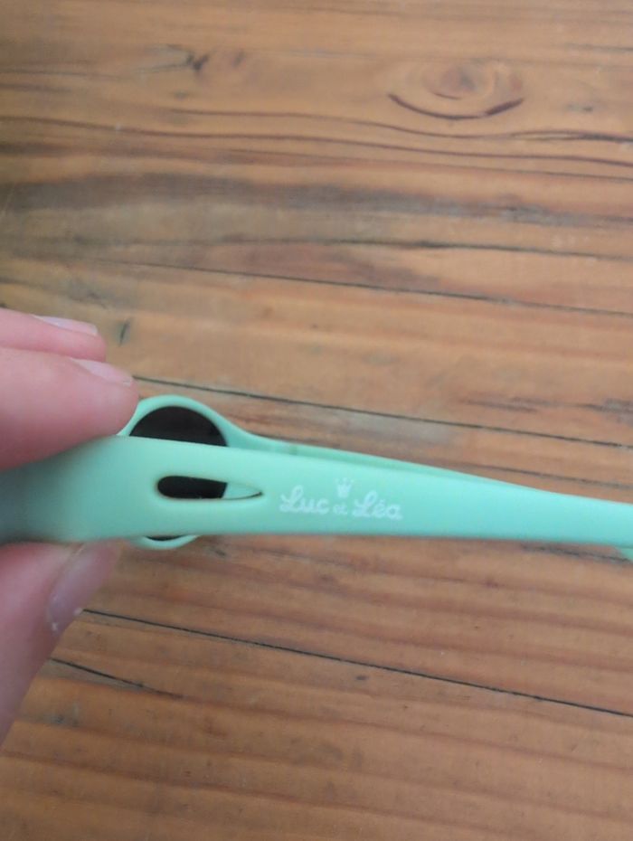 Lunette de soleil - photo numéro 2