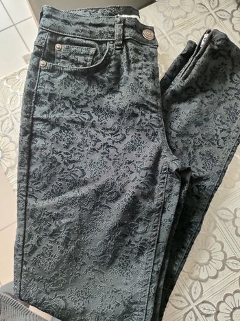 Très joli pantalon