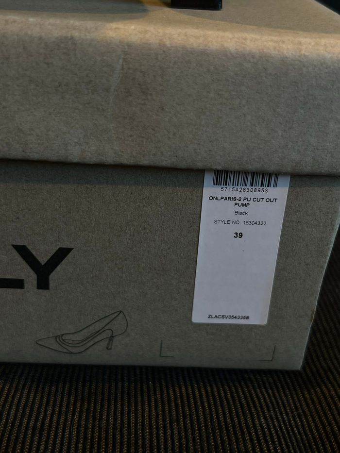 Escarpins, Only, 39. À vendre dans leur boîte état neuf Très jolis - photo numéro 7