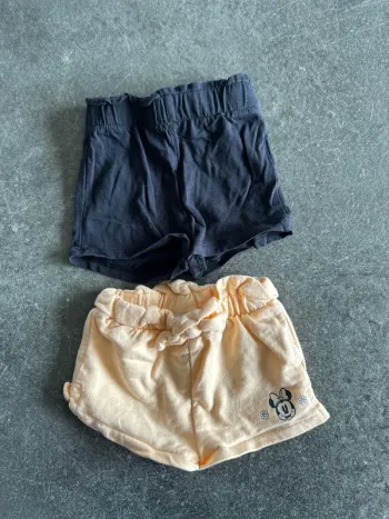 Lot de 2 shorts 3 mois