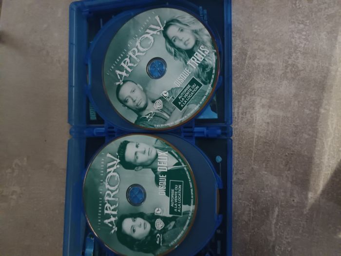 DVD Bluray Arrow saison 2 - photo numéro 4